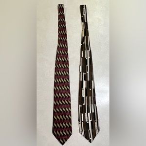 Via Europa & Gianfranco Ruffini Mens Necktie 100% Silk Hand Sewn Italy Graphics